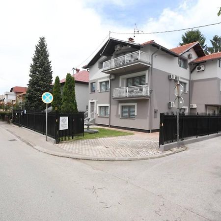 Apartmani Pejton Ilidza Sarajevo Exterior photo
