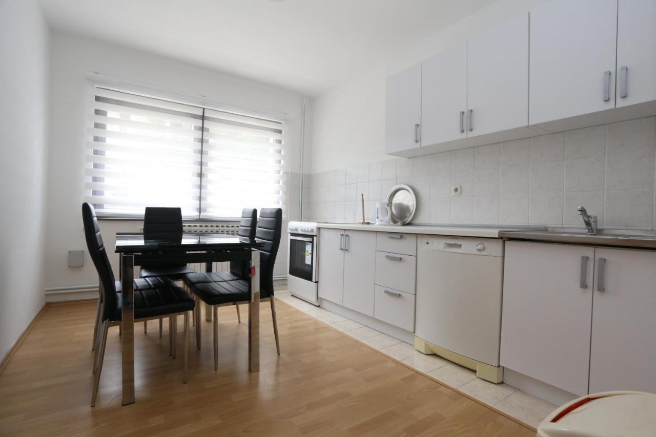 Apartmani Pejton Ilidza Sarajevo Exterior photo